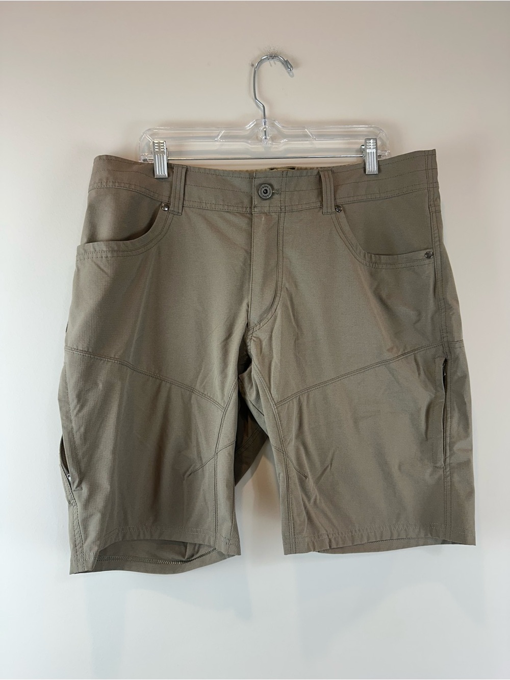 Kuhl Men’s Tan Beige Silencr Kargo Outdoor Ripstop Hiking Camping Shorts Size 38